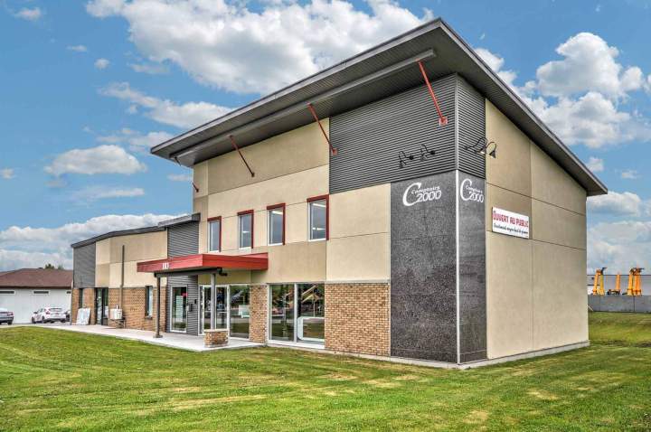 Rénovation façades Comptoir 2000 Gatineau